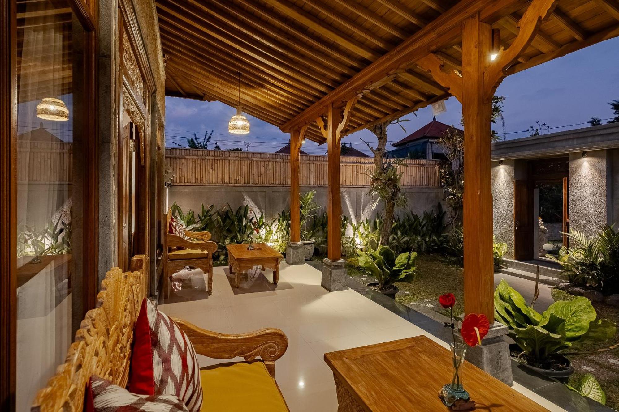 Ari Yudha Ubud Villa Buitenkant foto